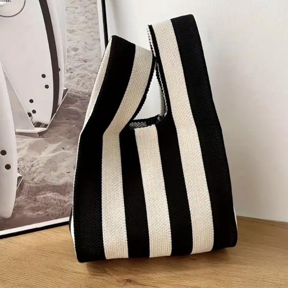 Striped Handbag - Picture 3 of 4
